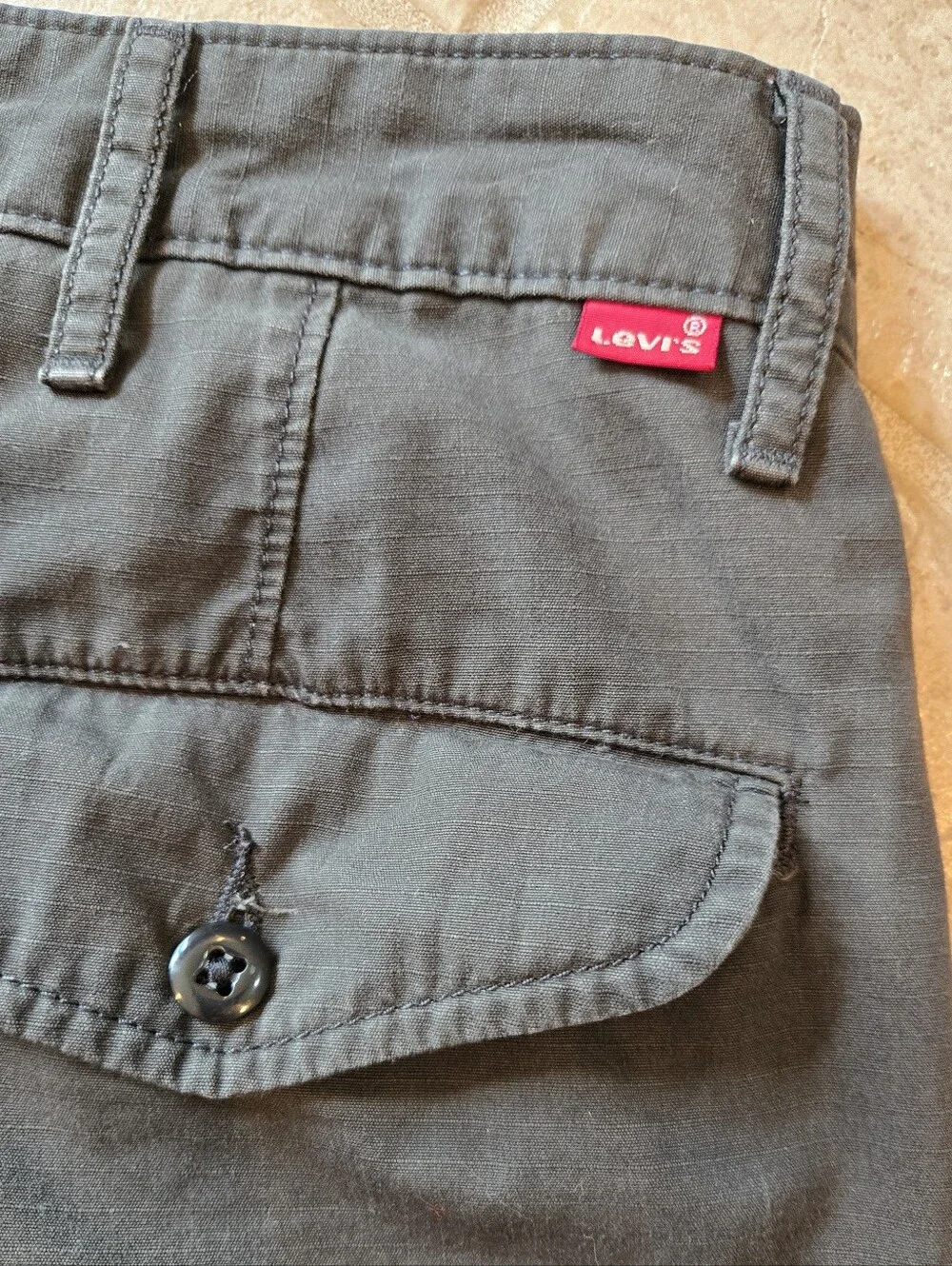 Levis Charcoal Grey Cargo Shorts Mens 36 6 Pockets
